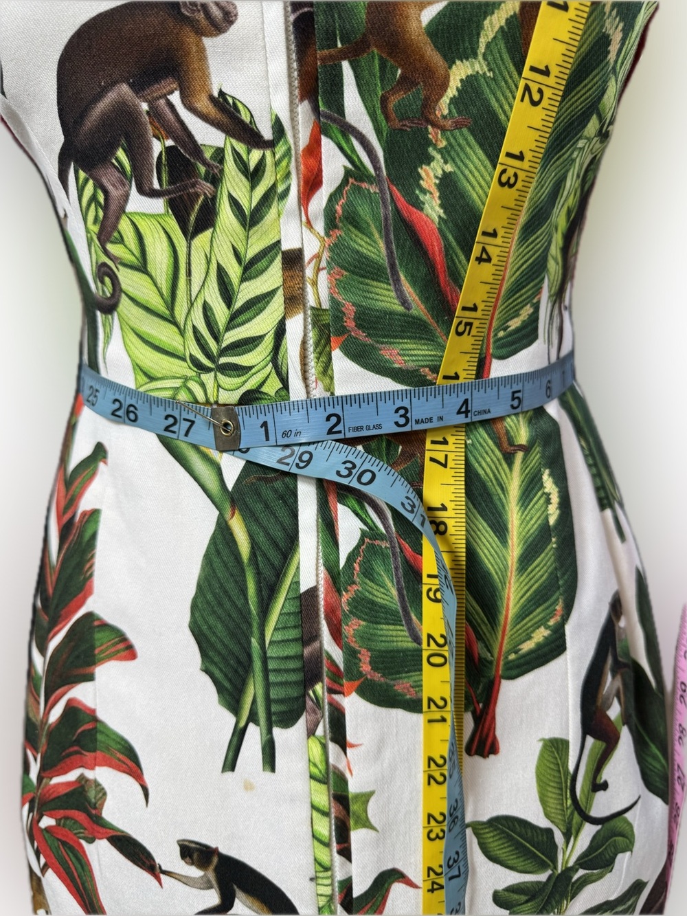 Oscar de la Renta dress, specifically the "Short-Sleeve Zip-Front Belted - Picture 8 of 11